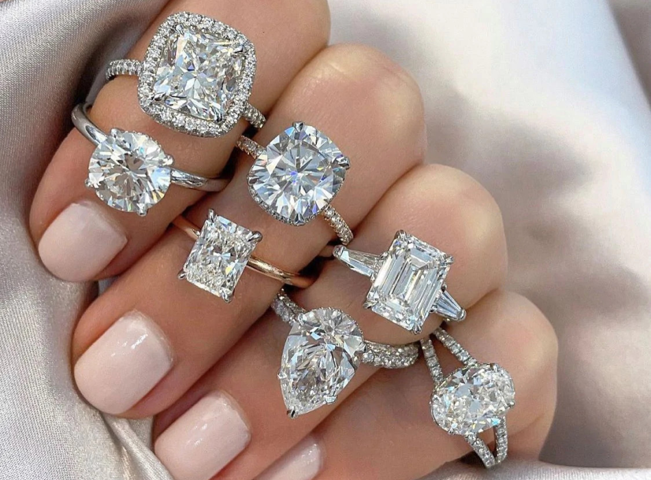 Top Questions to ask before you start shopping for Diamond Engagement Rings Online.